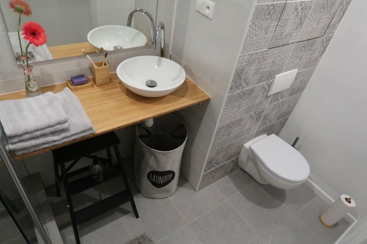 Hniezdo V Raji 1 - Luxurious Apartment 3 Min Walk To City Center Spisska Nova Ves Luaran gambar
